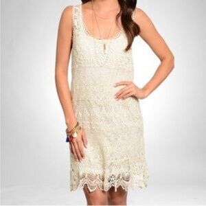 Elegant Cream Lace Dress